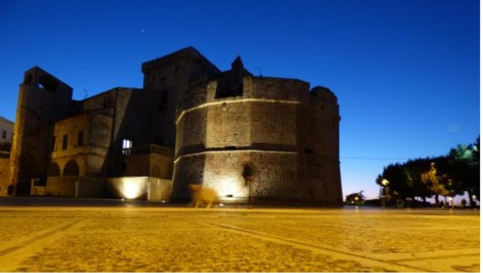Le Scale Di Pietra Bed & Breakfast Conversano Luaran gambar